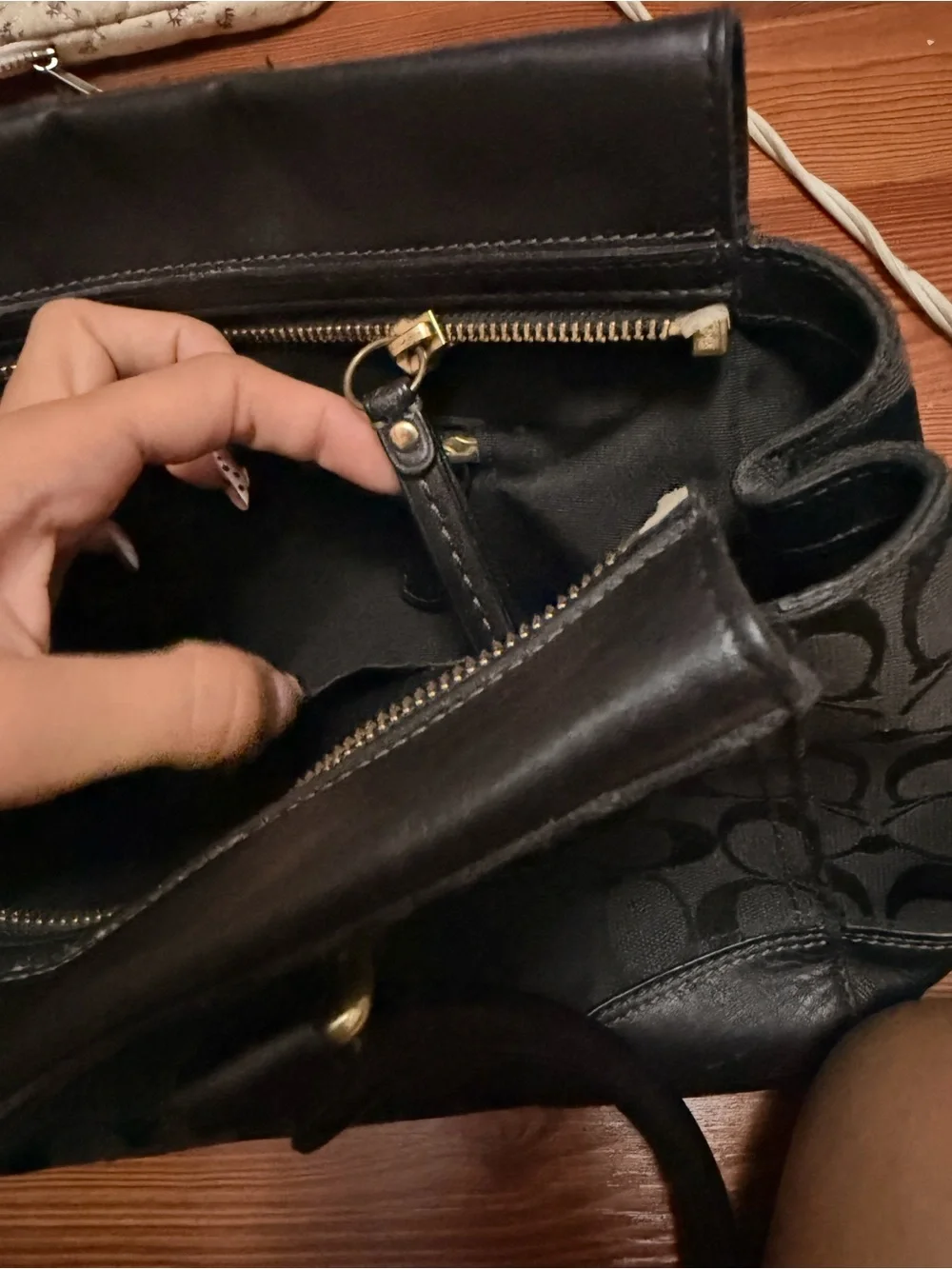Black Hamptons carryall handbag